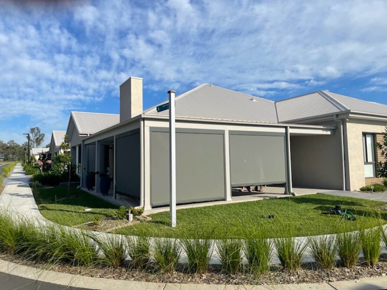 Outdoor Aussie Blind